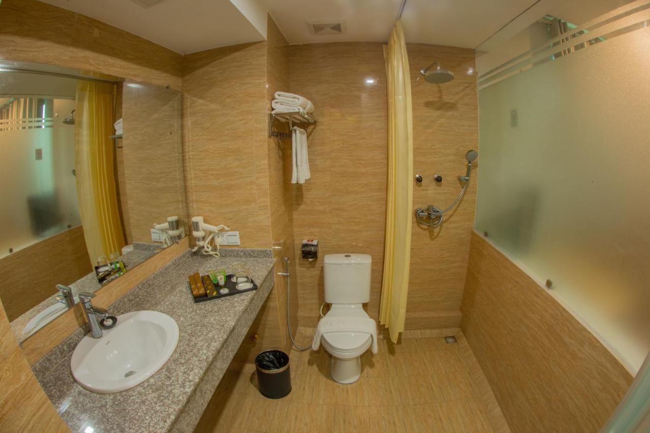 Gold Leaf Hotel Mandalay Luaran gambar