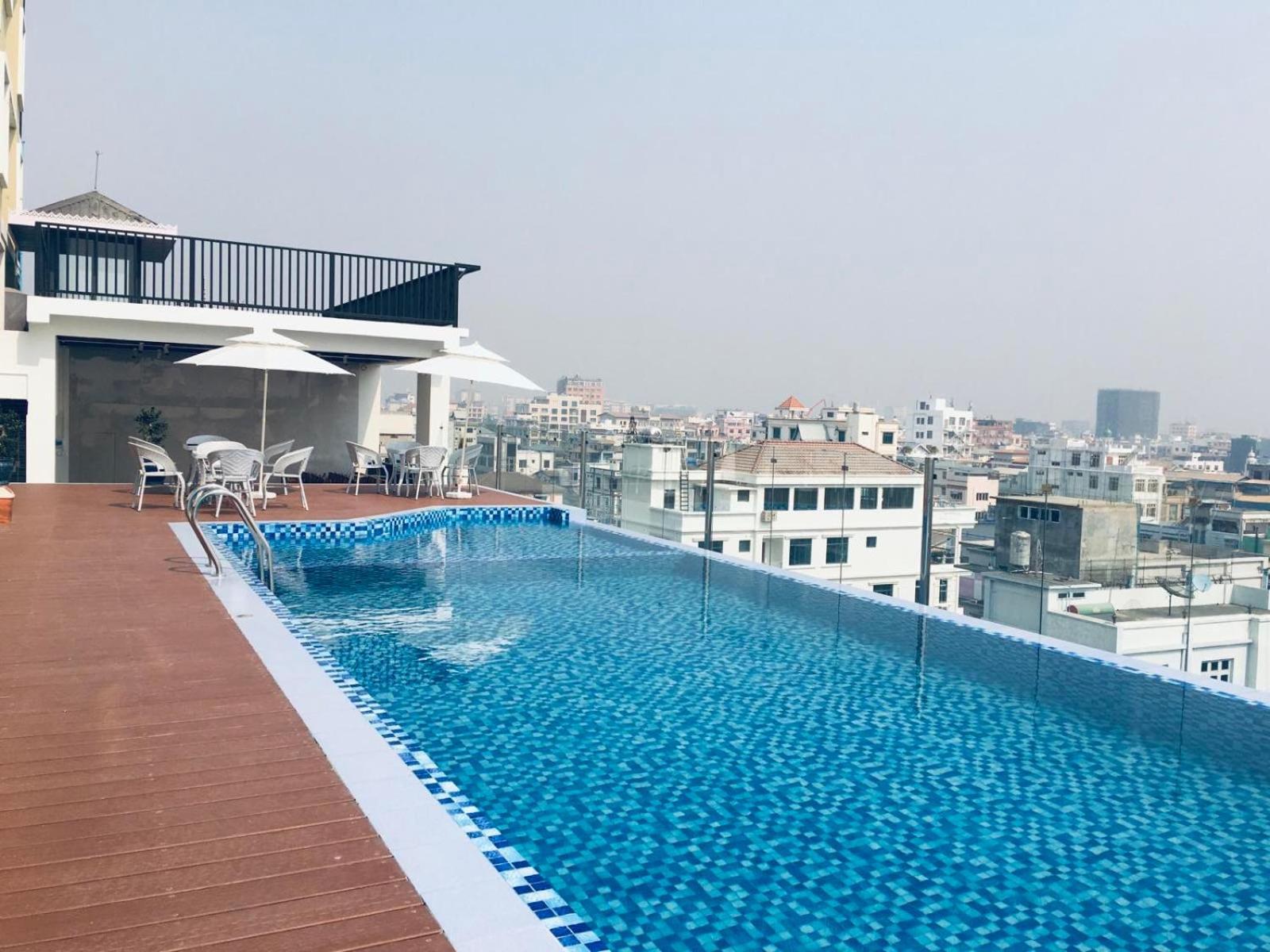 Gold Leaf Hotel Mandalay Luaran gambar